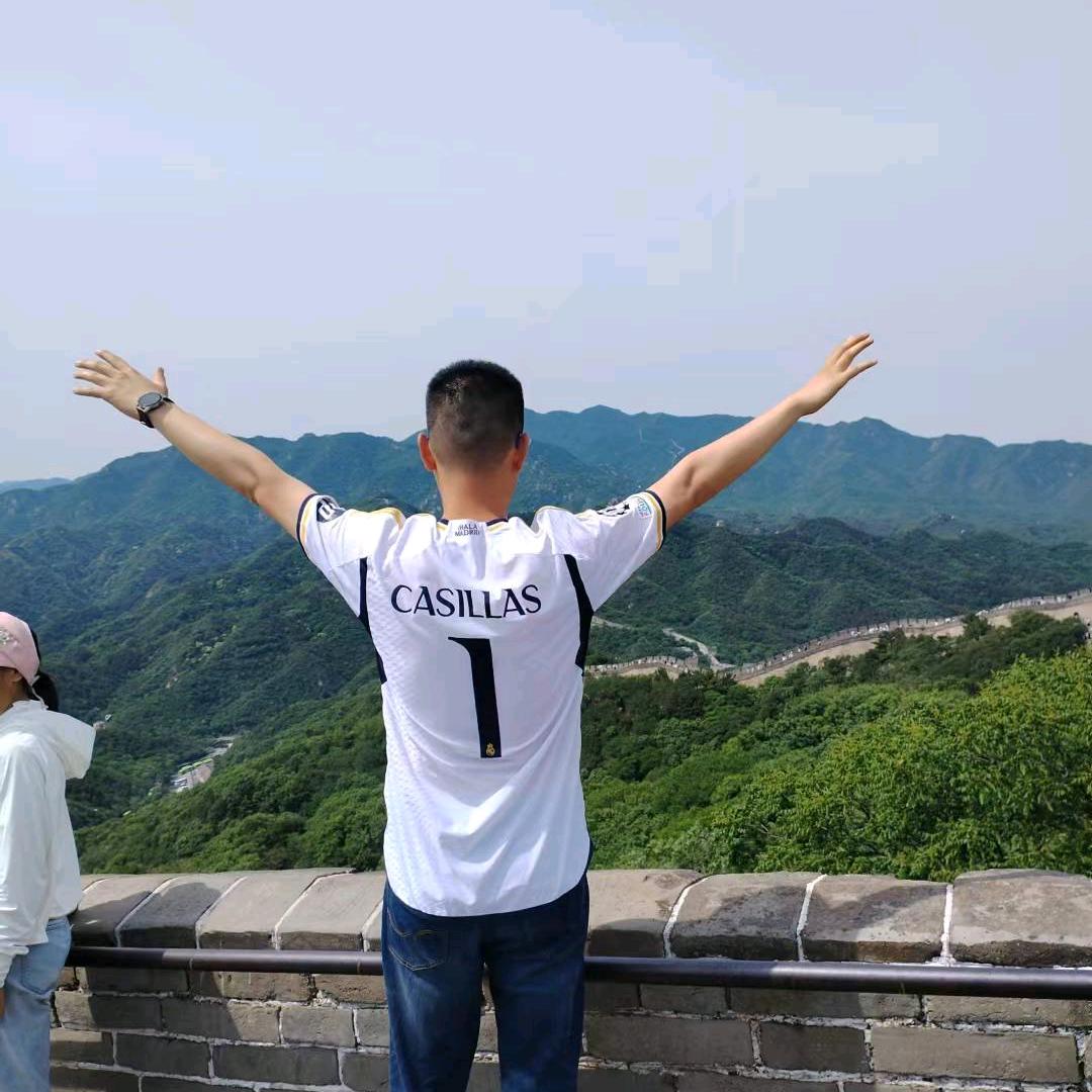 王大米踢球会飞