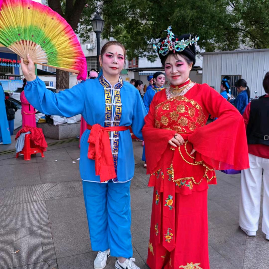 快乐每一天乐观的女人。
