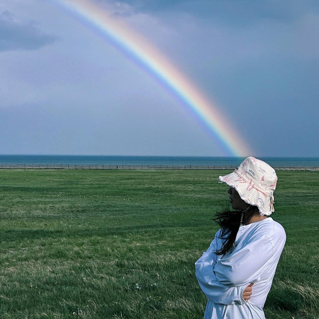 77🦄