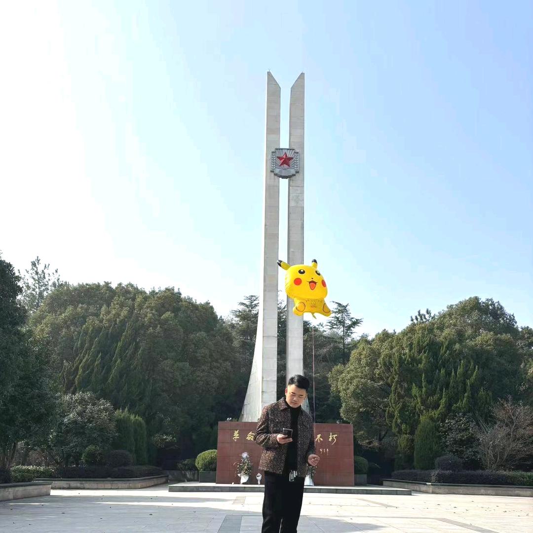 龙先生❦