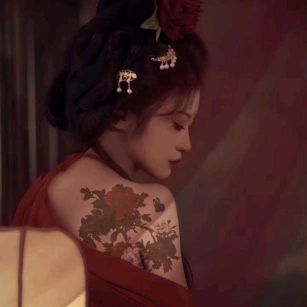 ℋღ᭄舞媚娘᭄💞࿐