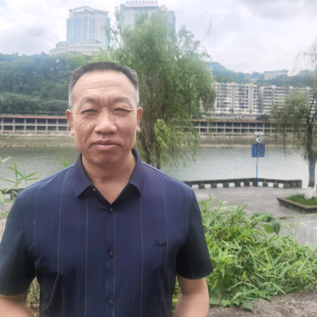 潇洒哥，上午9:20开播
