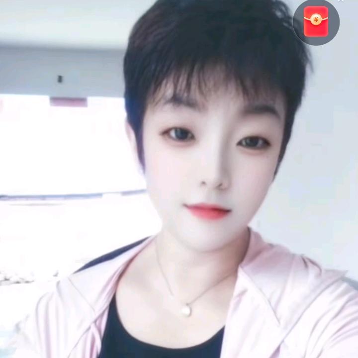 听雨品茗 岁月静好