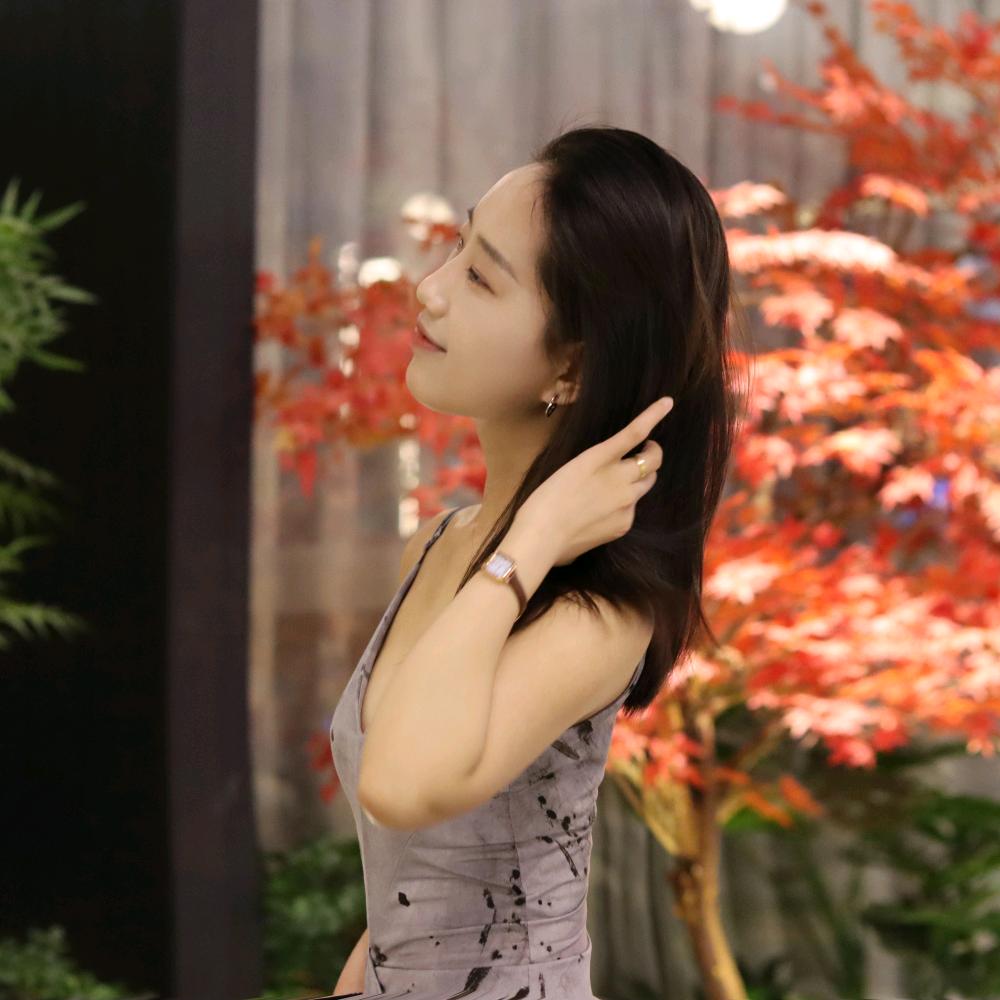 娜娜睡不醒^_^