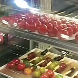 永康南龙恒泰城一楼电梯口糖葫芦13858