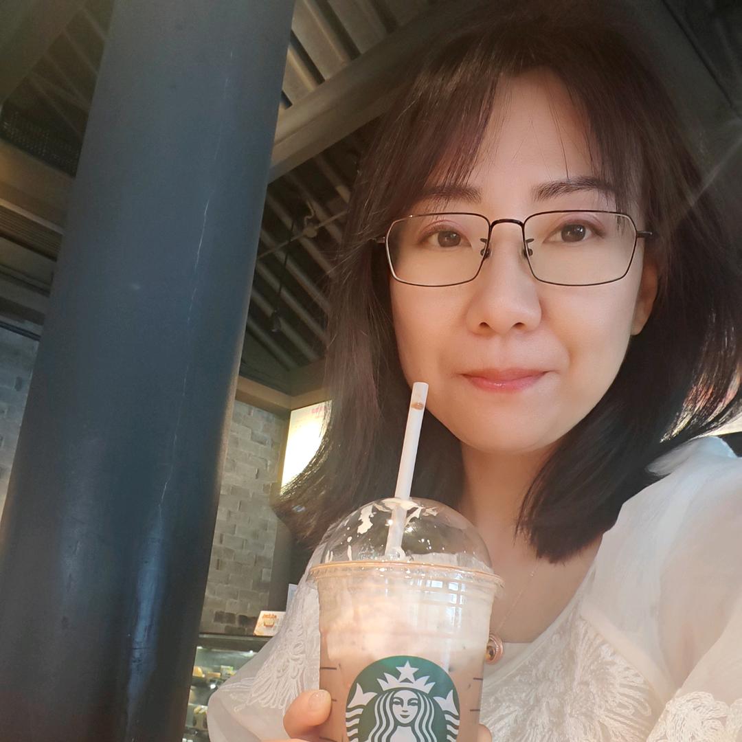 🍷菲菲🍧