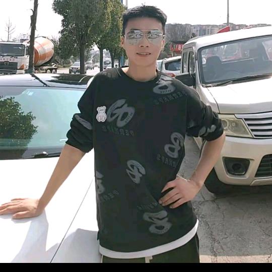 小赵  哥二手车