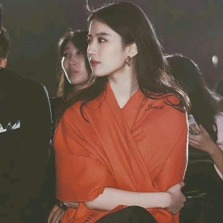 星星✨
