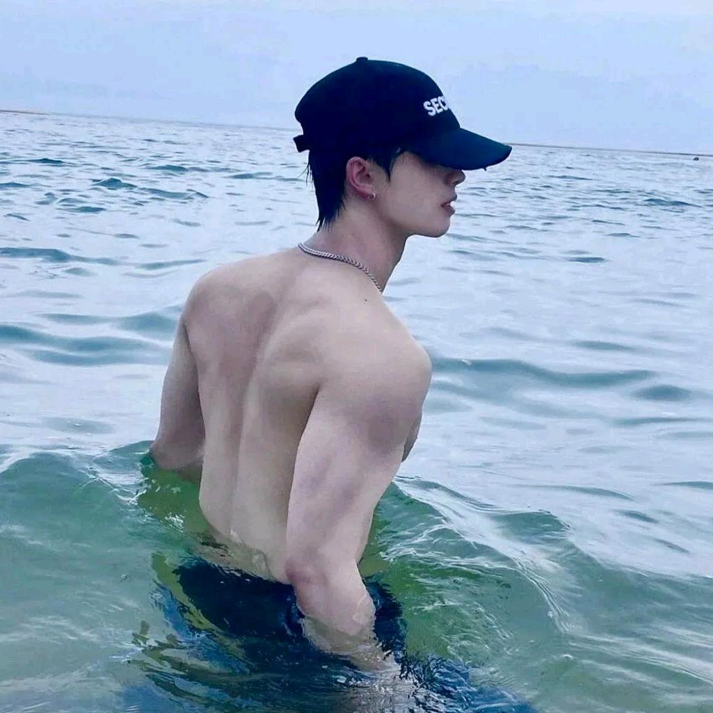 张主任♛