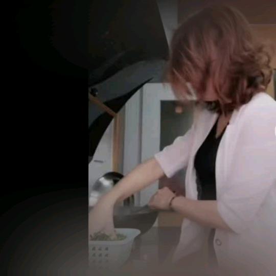 阿莲