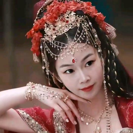 《华彩》狂妮子