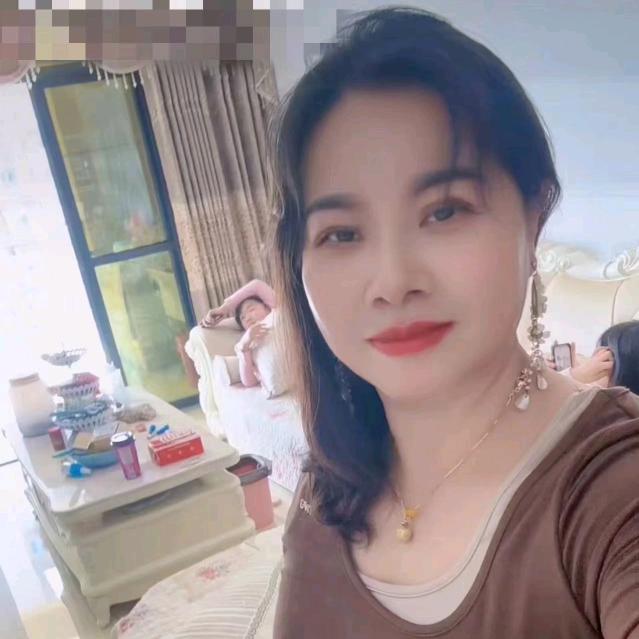阿莲