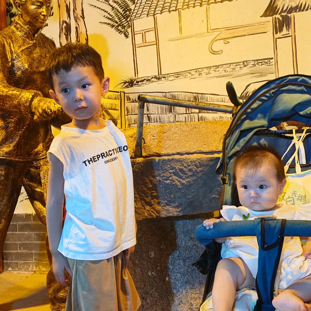 家有两小只👶👧