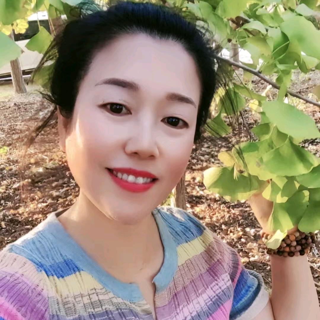 女山湖品味服装店2