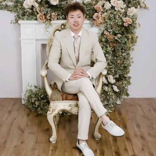 炜炜🐒前程似锦