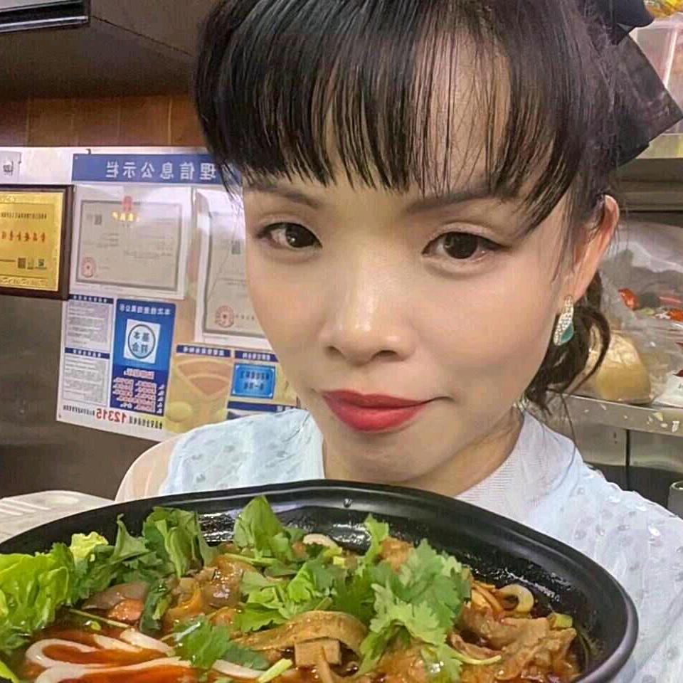 小草财鱼面馆