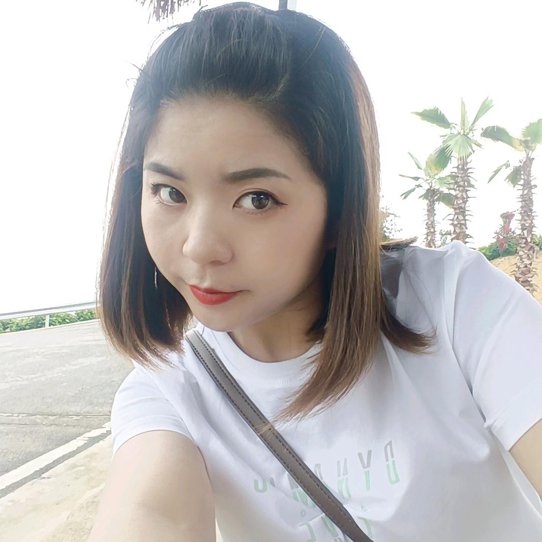 金甲虫化妆品店(绥阳鑫港国际店)