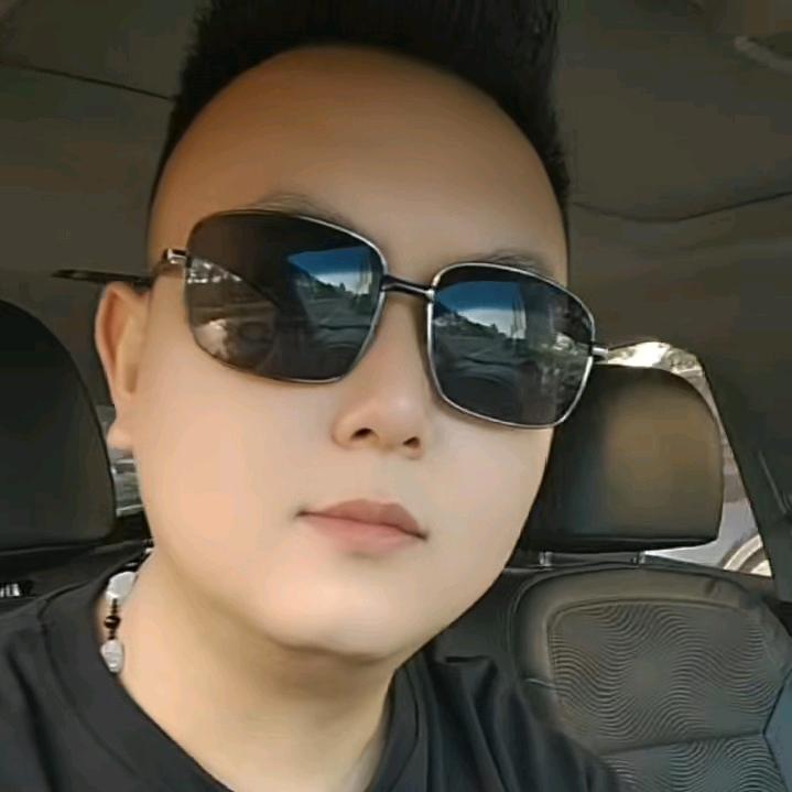 阿坤“”