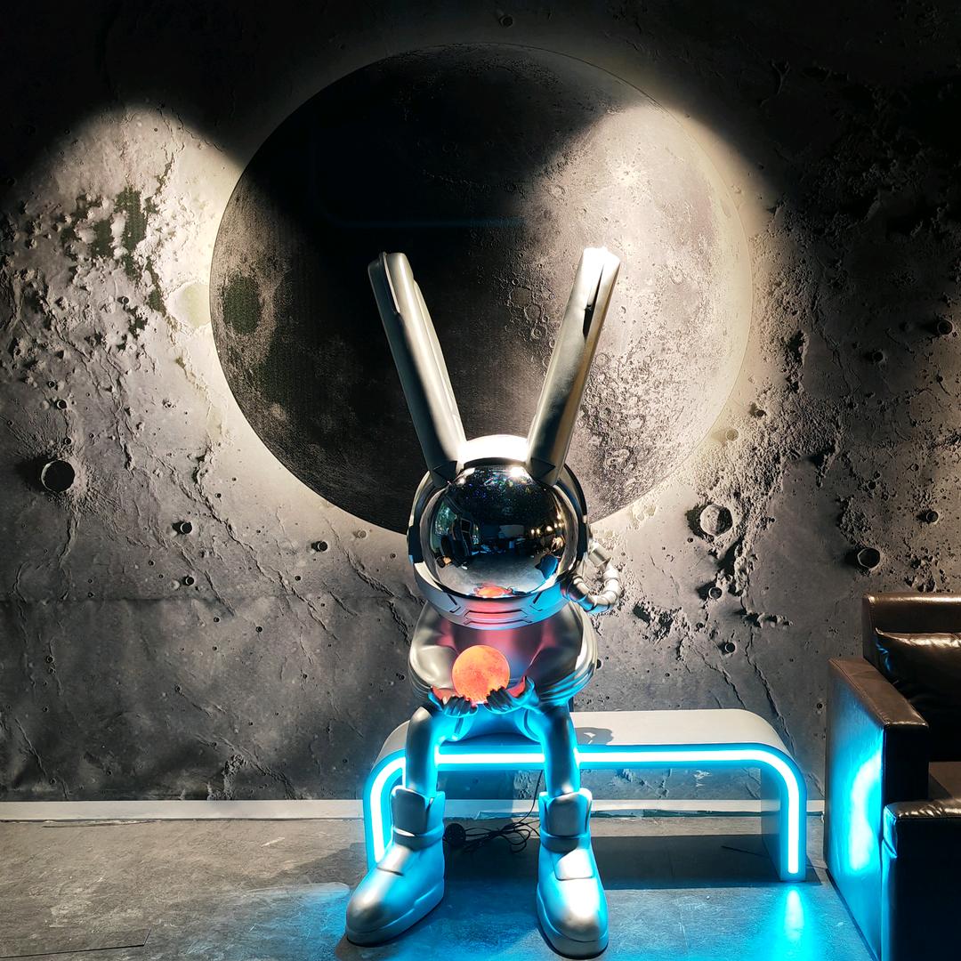 重生之我在庄浪开酒吧