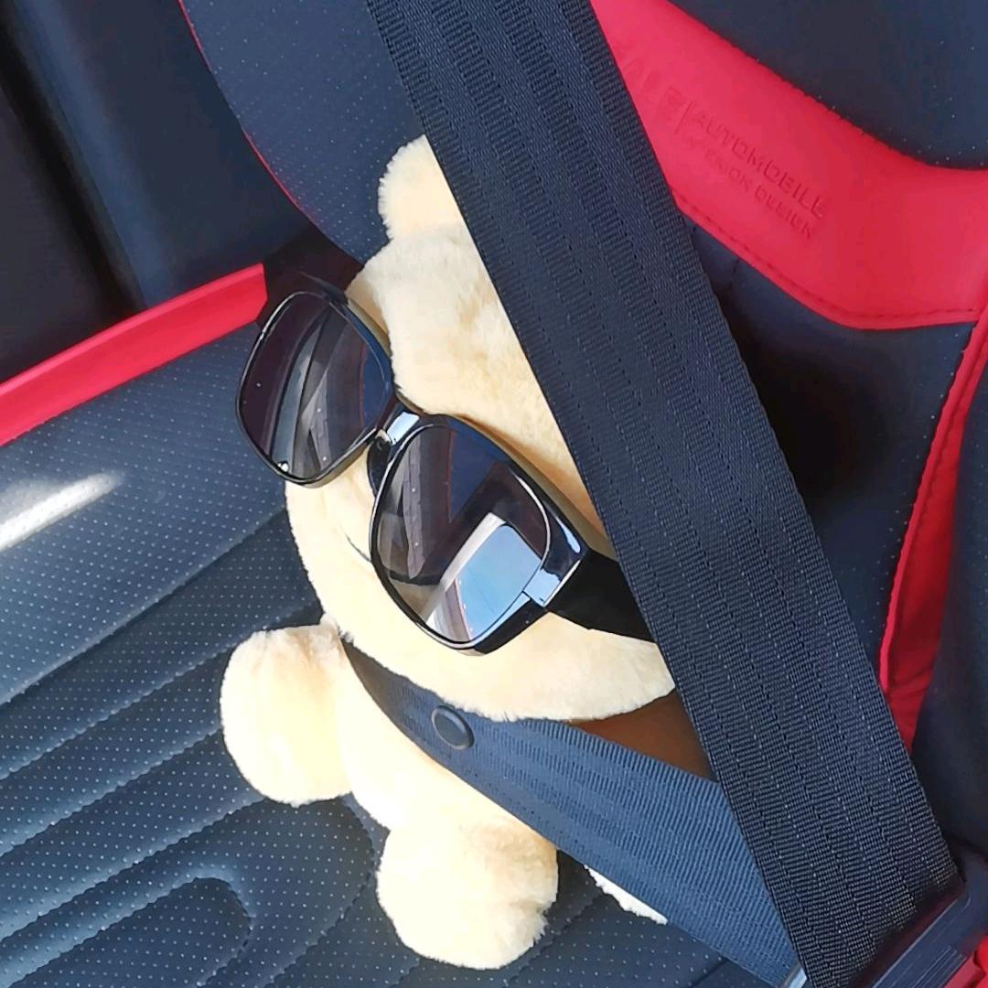 停停停 等会 我吃块糖