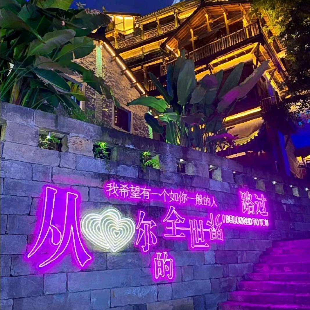 ゞ_烏雲下的黑玫瑰