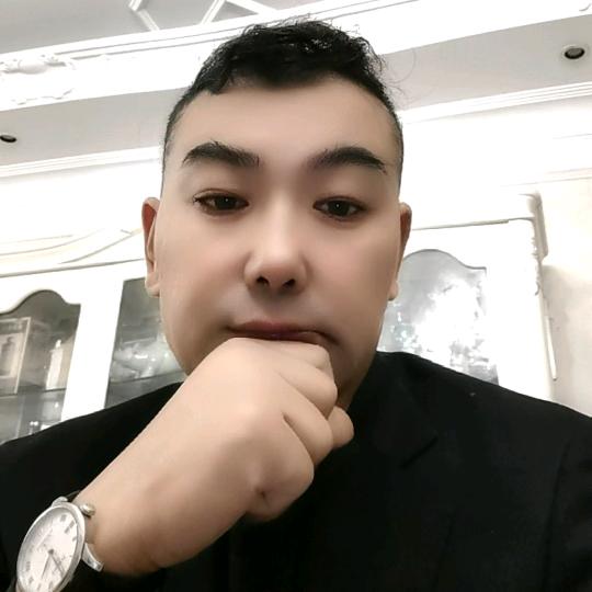 默言诚