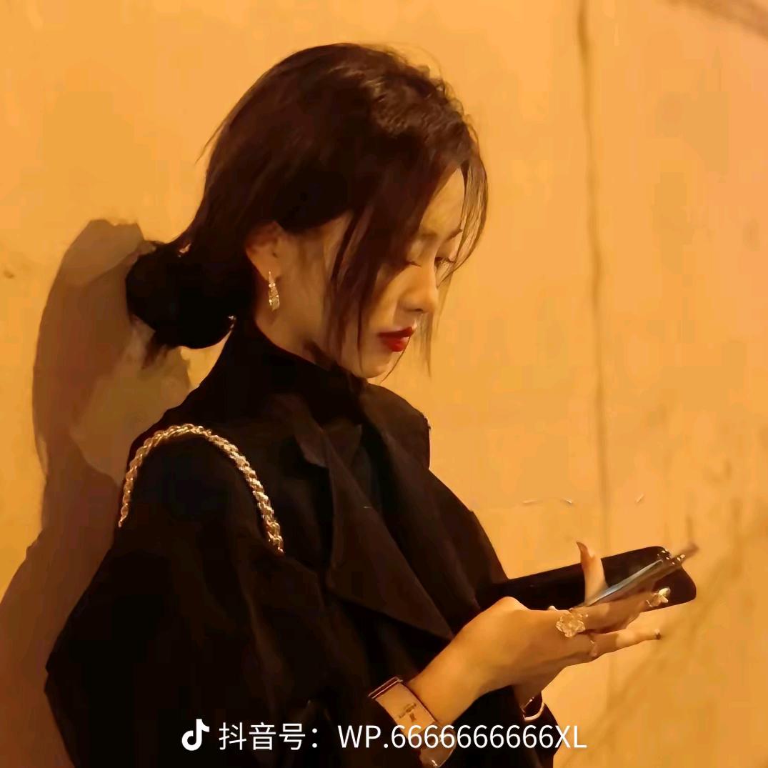 七七