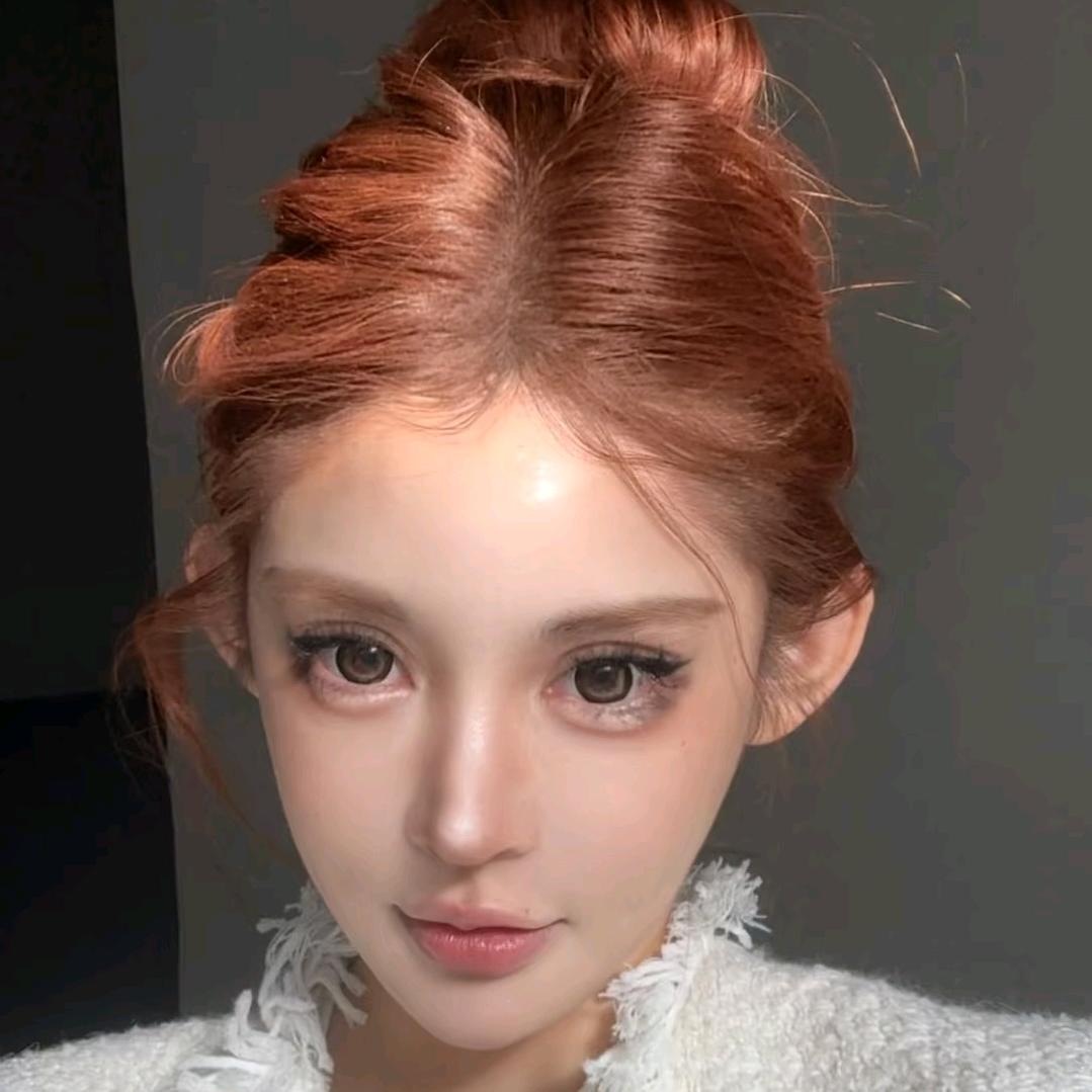 小阿阿阿晶、