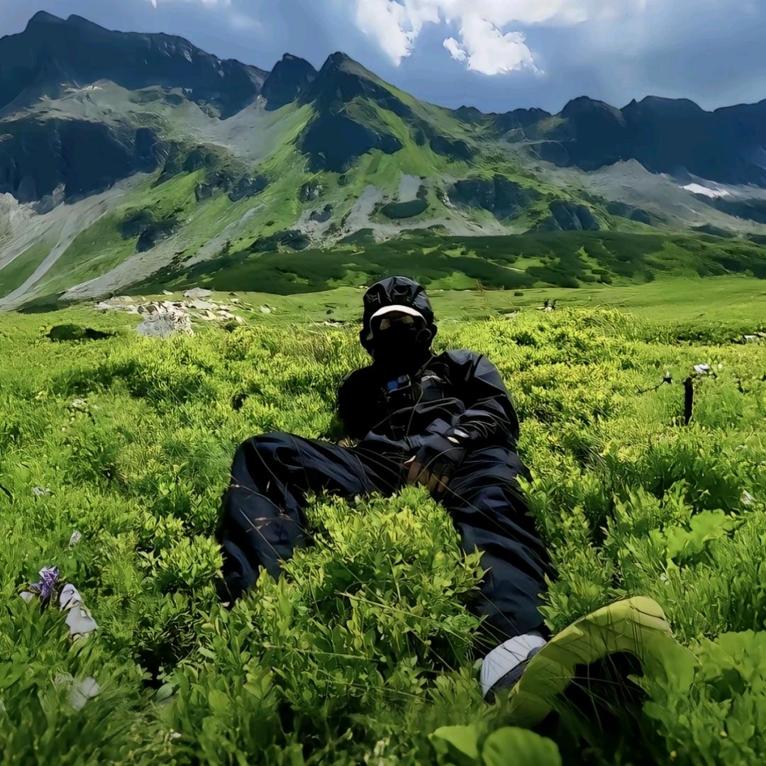 A、嘉藴文化传媒