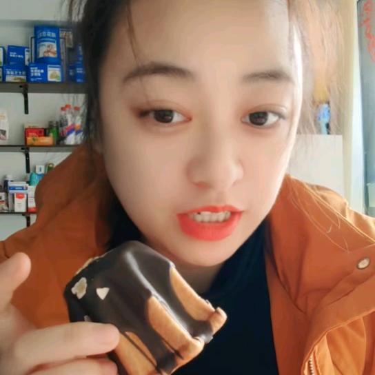 大眼吃甜不吃糖
