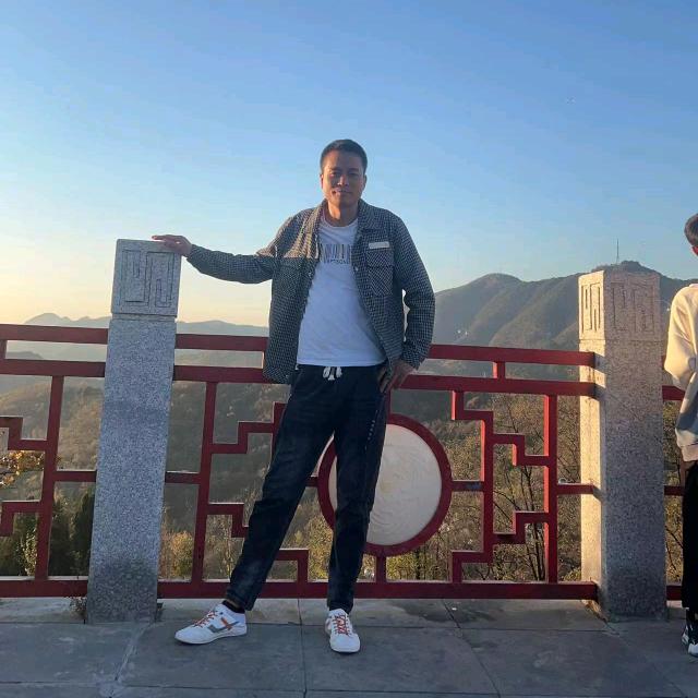 阿辉！