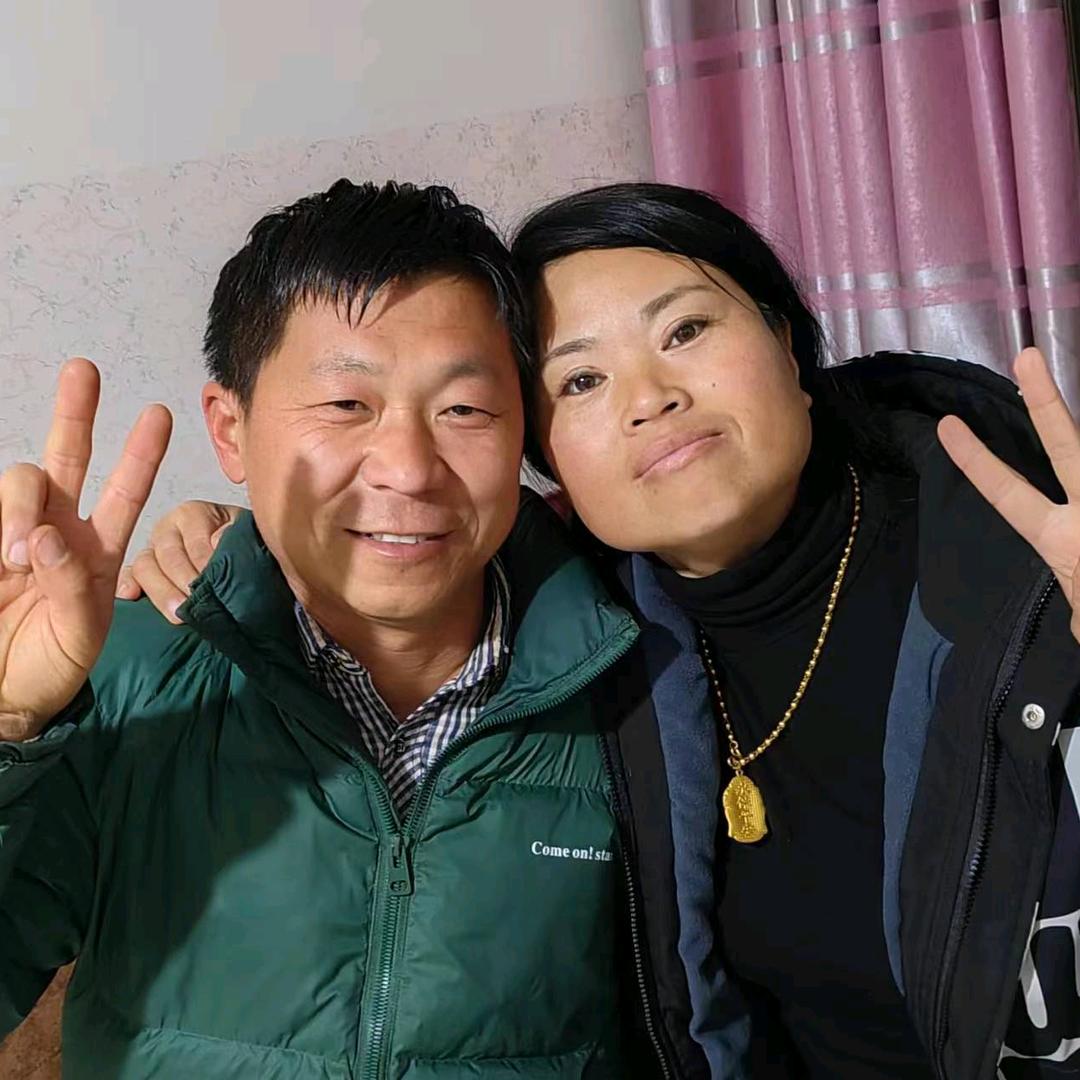 AA收旧木头冲哥