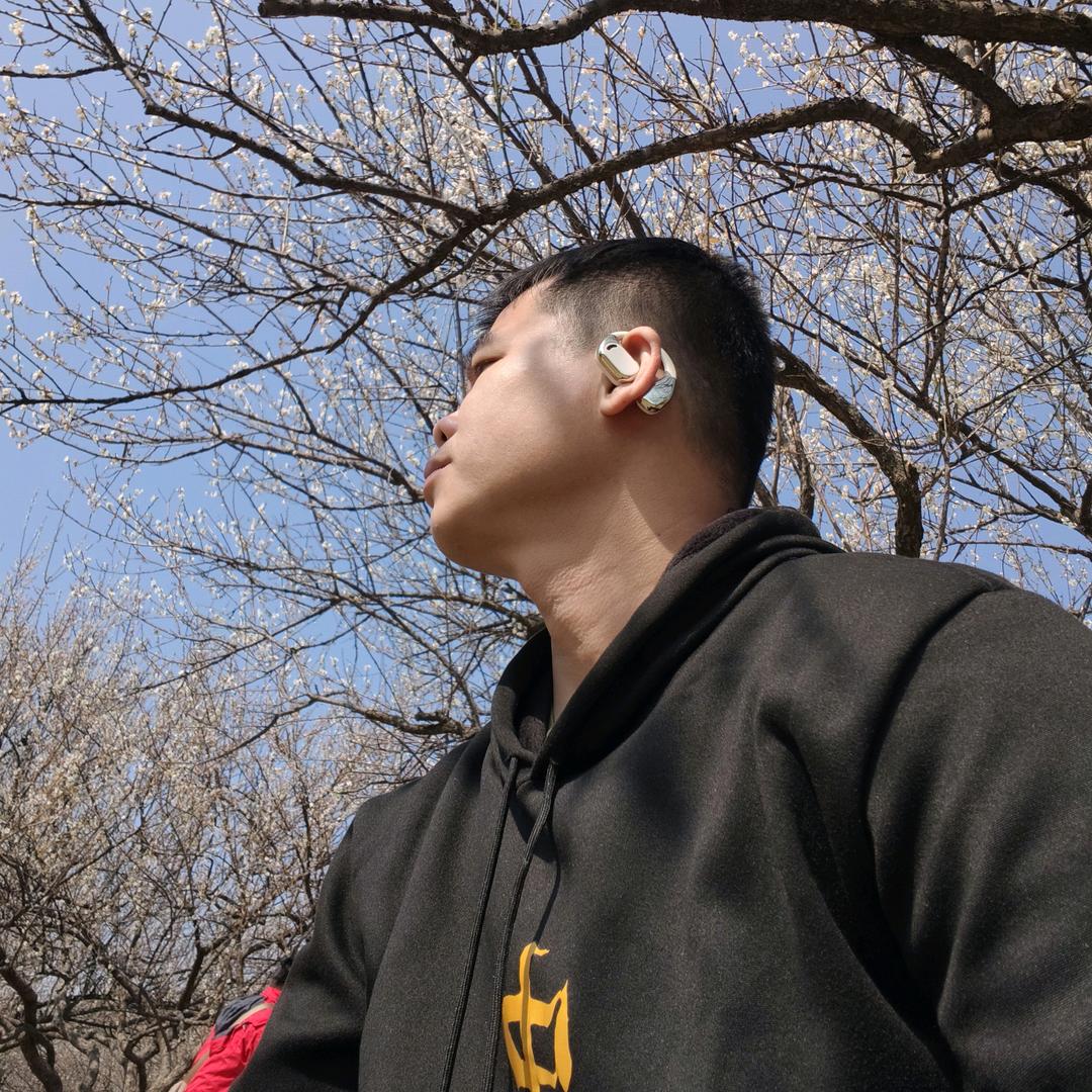 是“老男孩”啦