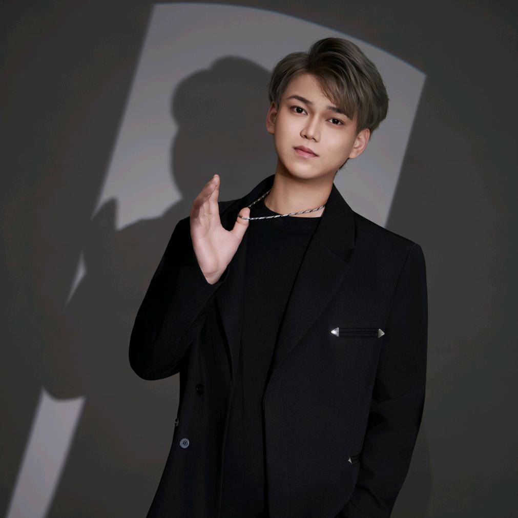 君无颜✨（文er文儿）