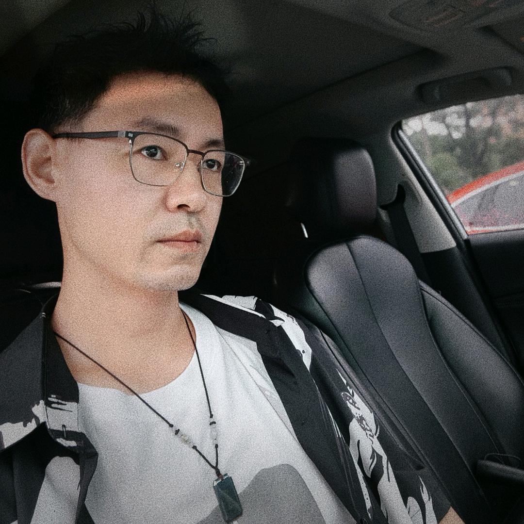 尚悦江上舟头像