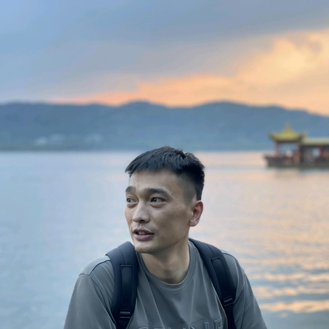 那年夏天骄阳似火