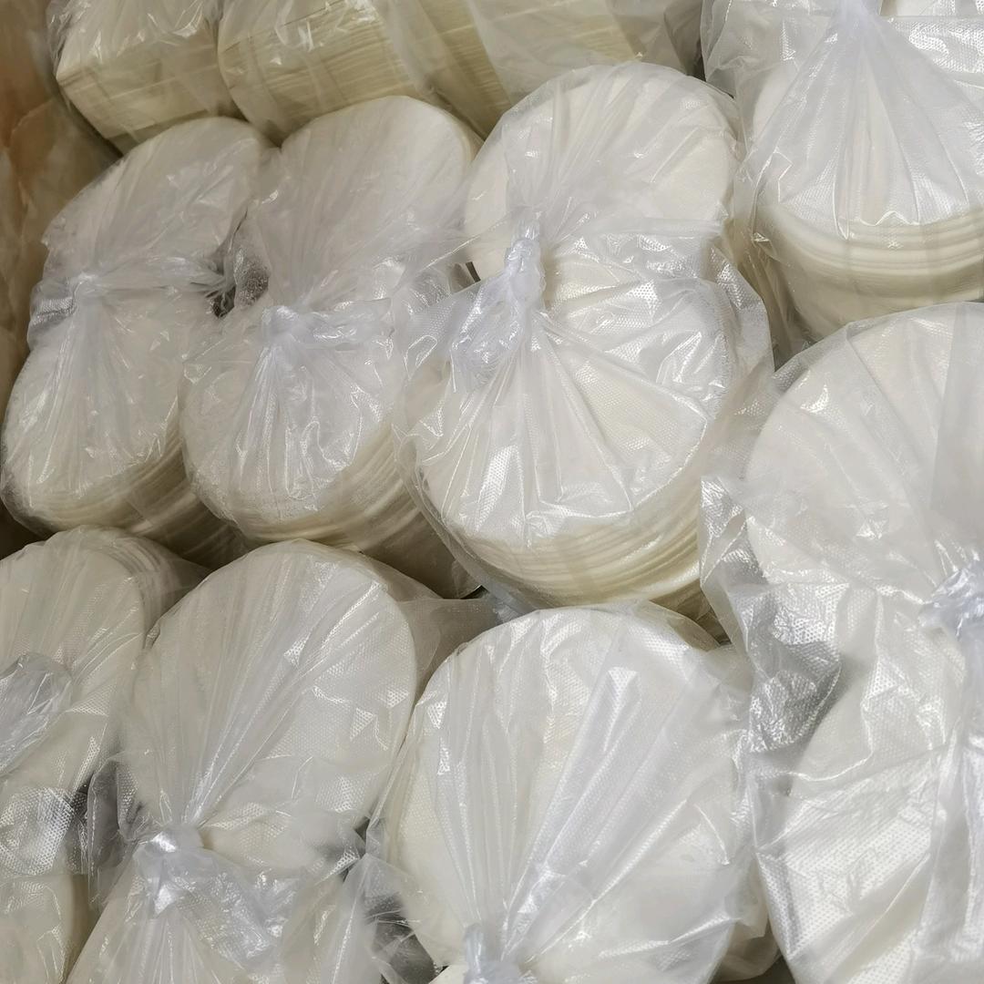 玉林市玉州区周义云吞皮店农嘉海