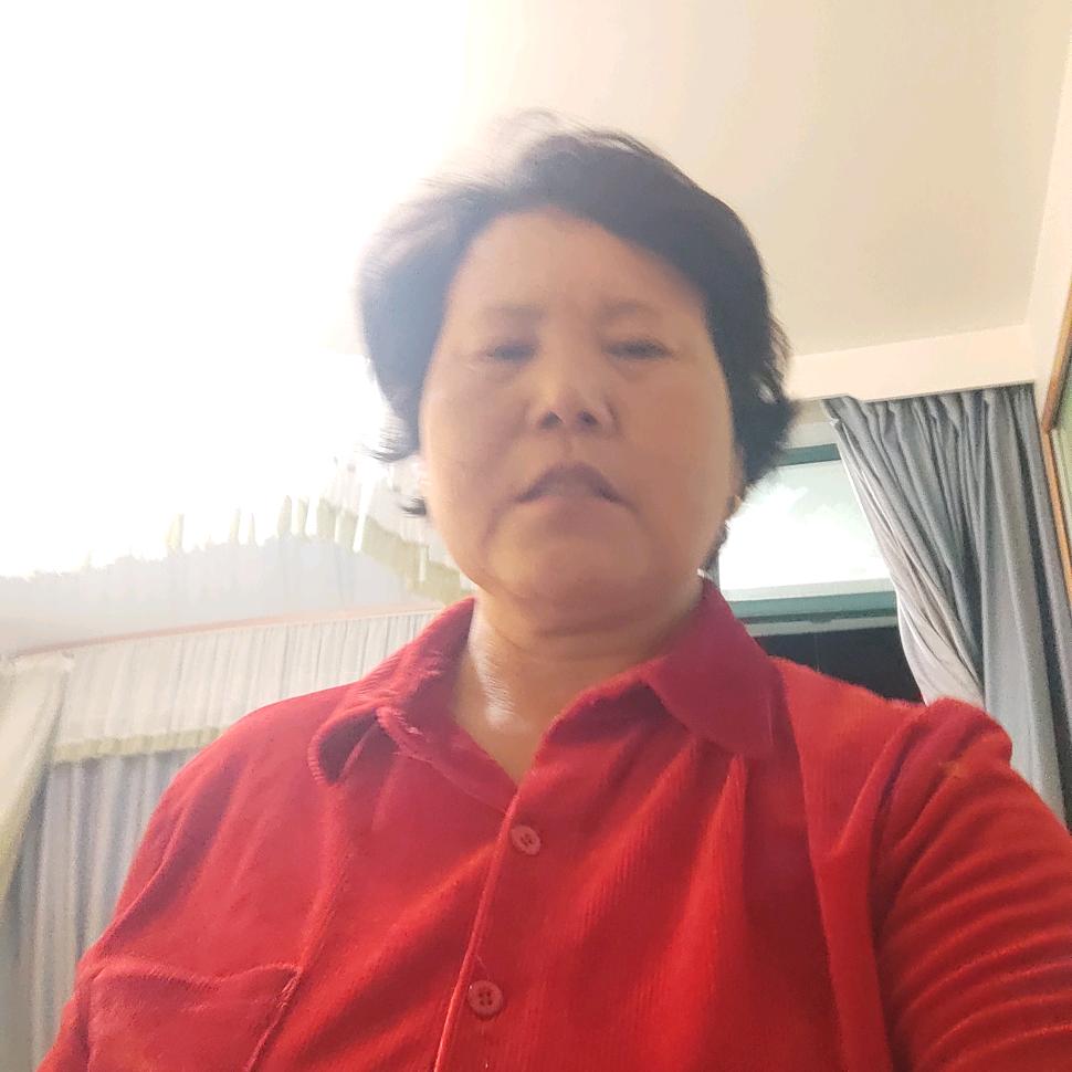 ╰★佪眸┅笑★╮