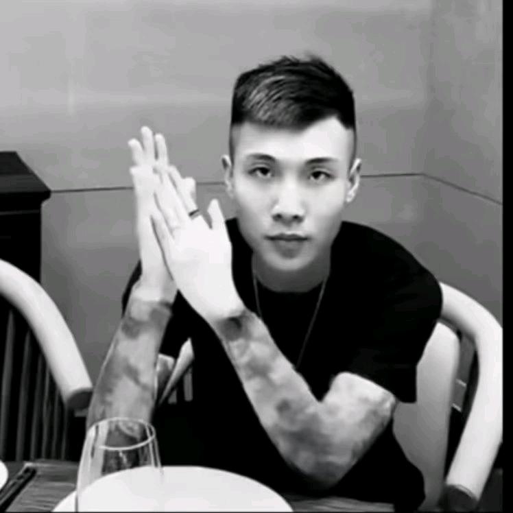 还在努力