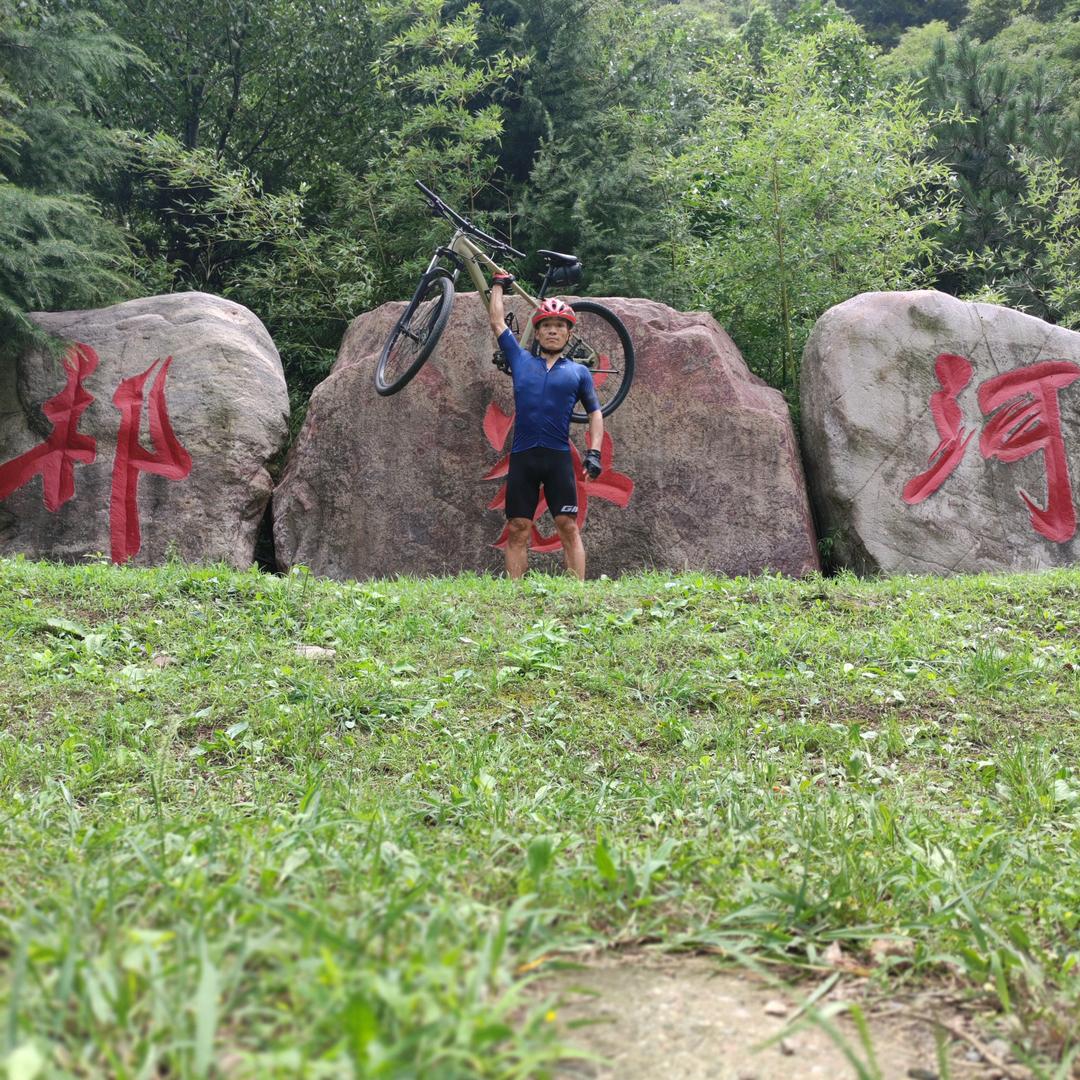 萝卜头