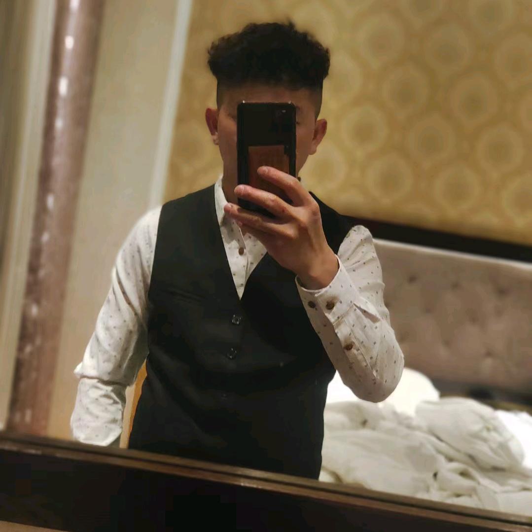 (●✿∀✿●)小潘潘