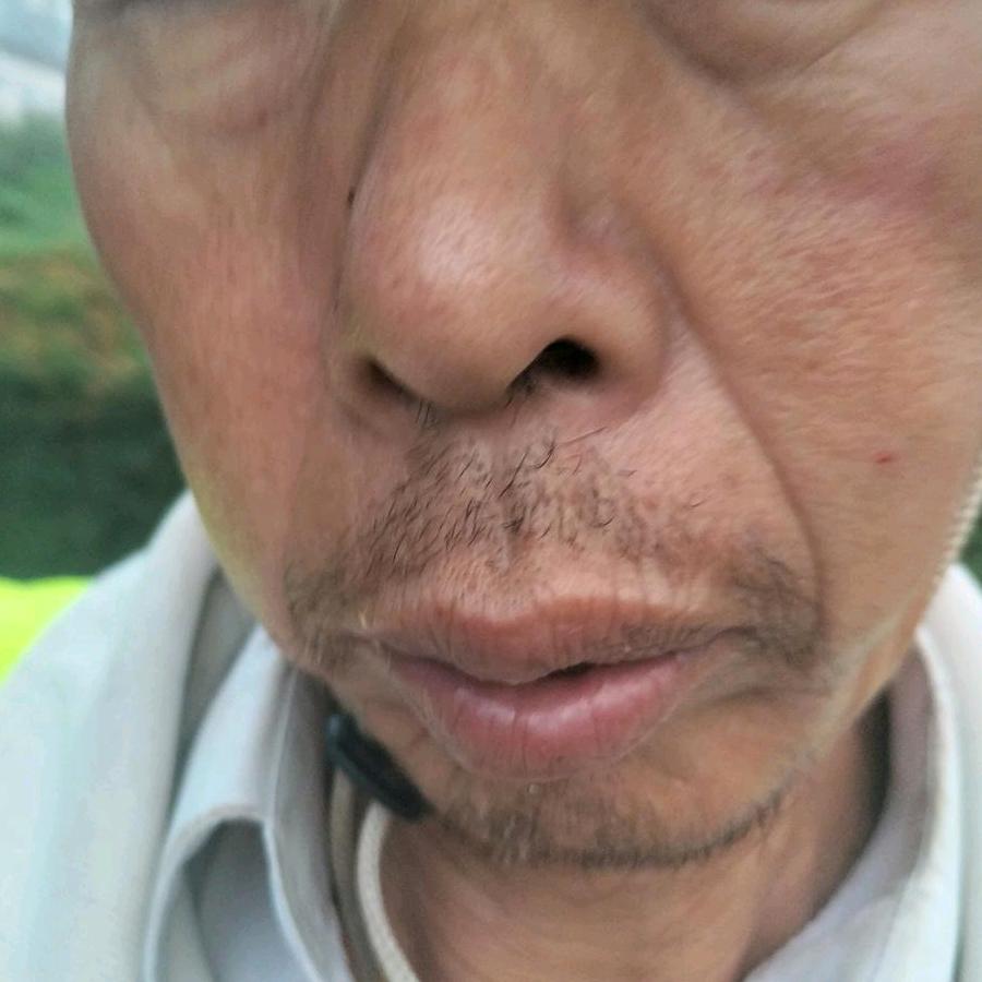荆新明