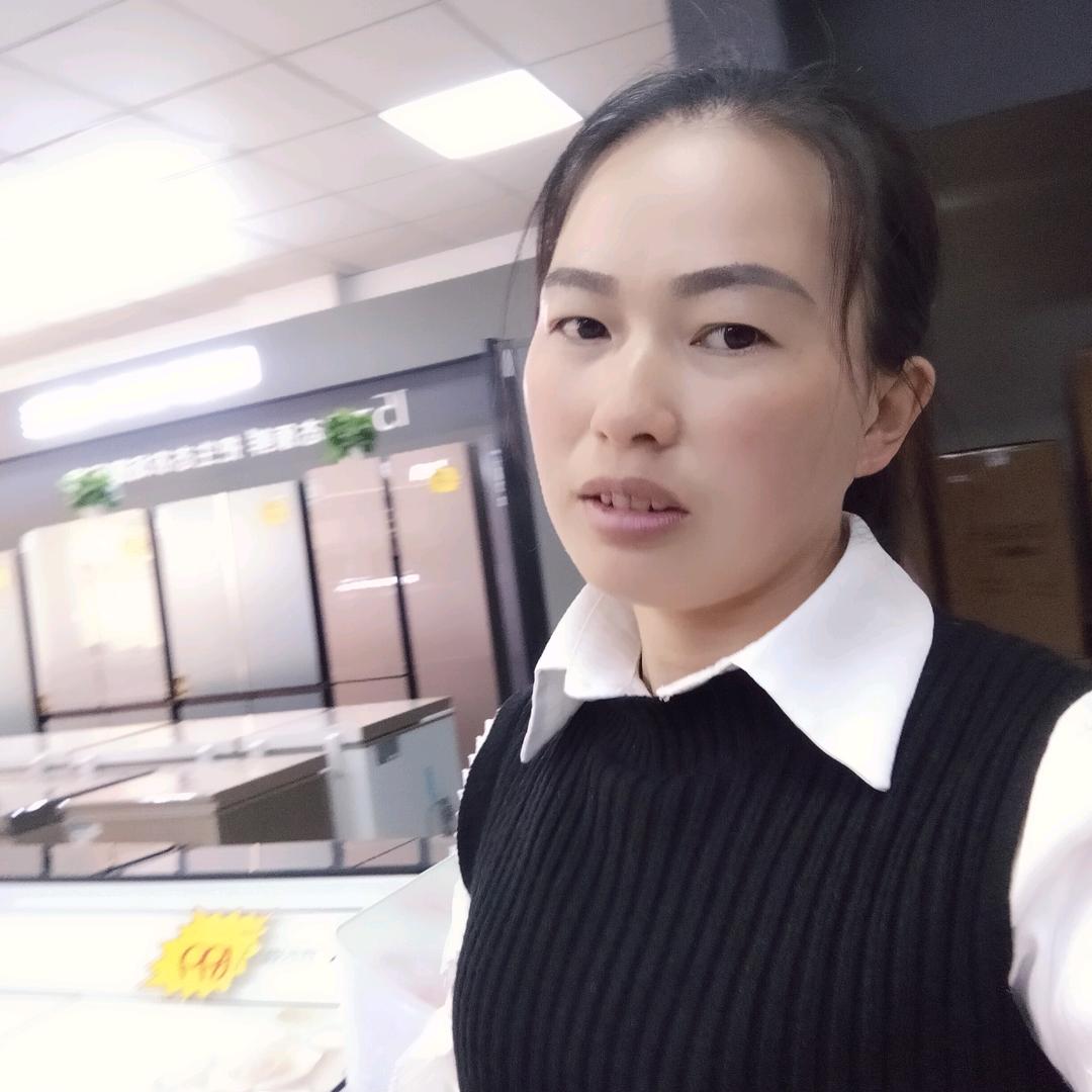 卖家电的小姐姐