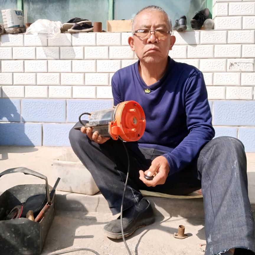 农村，老李叔万能修配
