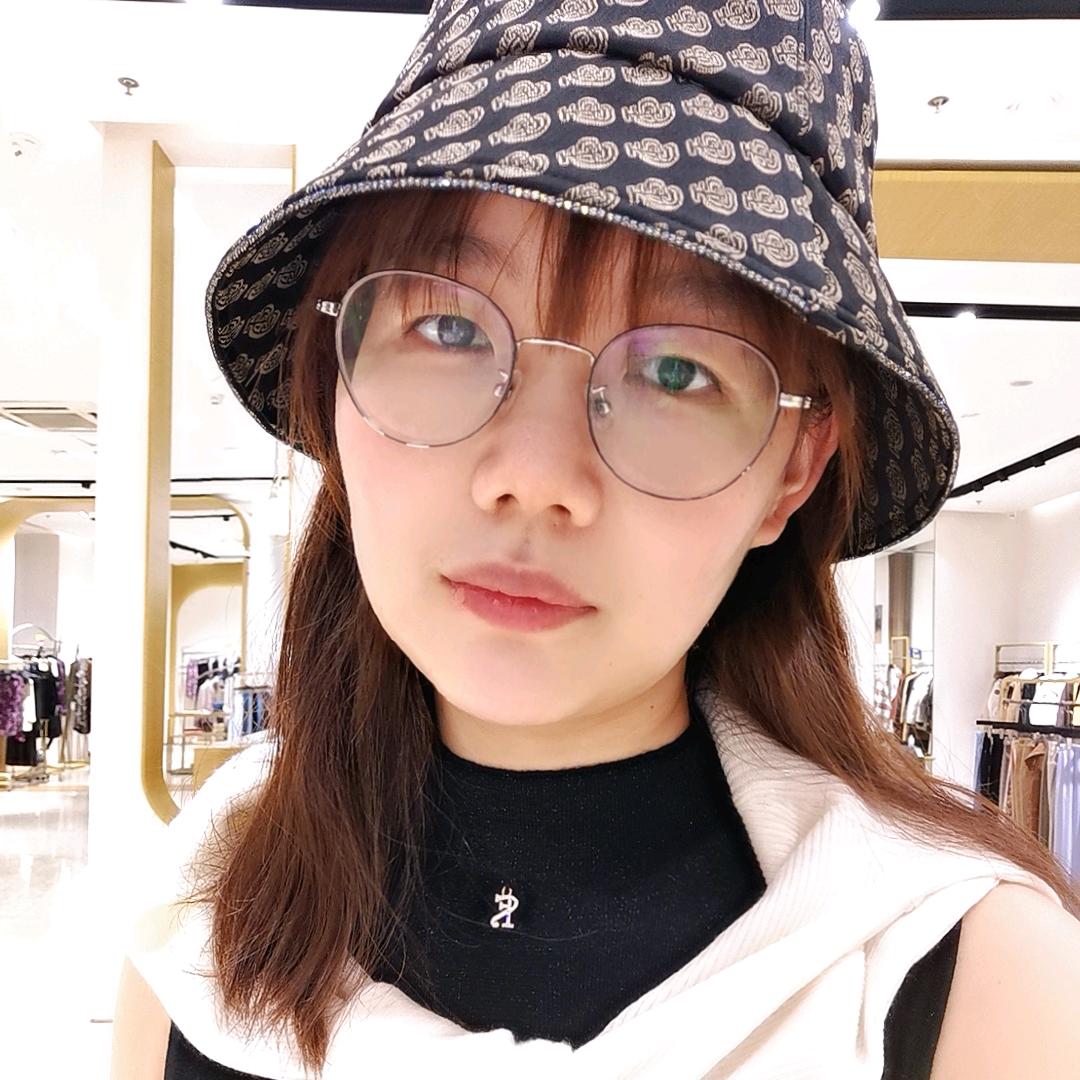 Ms 小辣椒（@小虎牙）