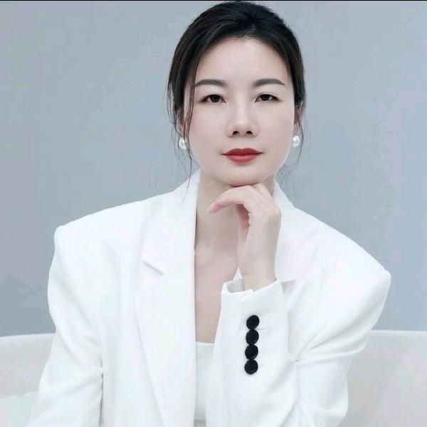 陈艳芳纹绣老师