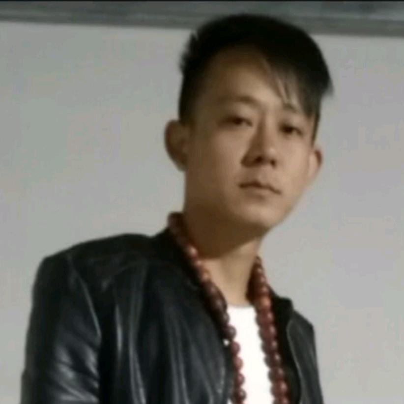 文  哥
