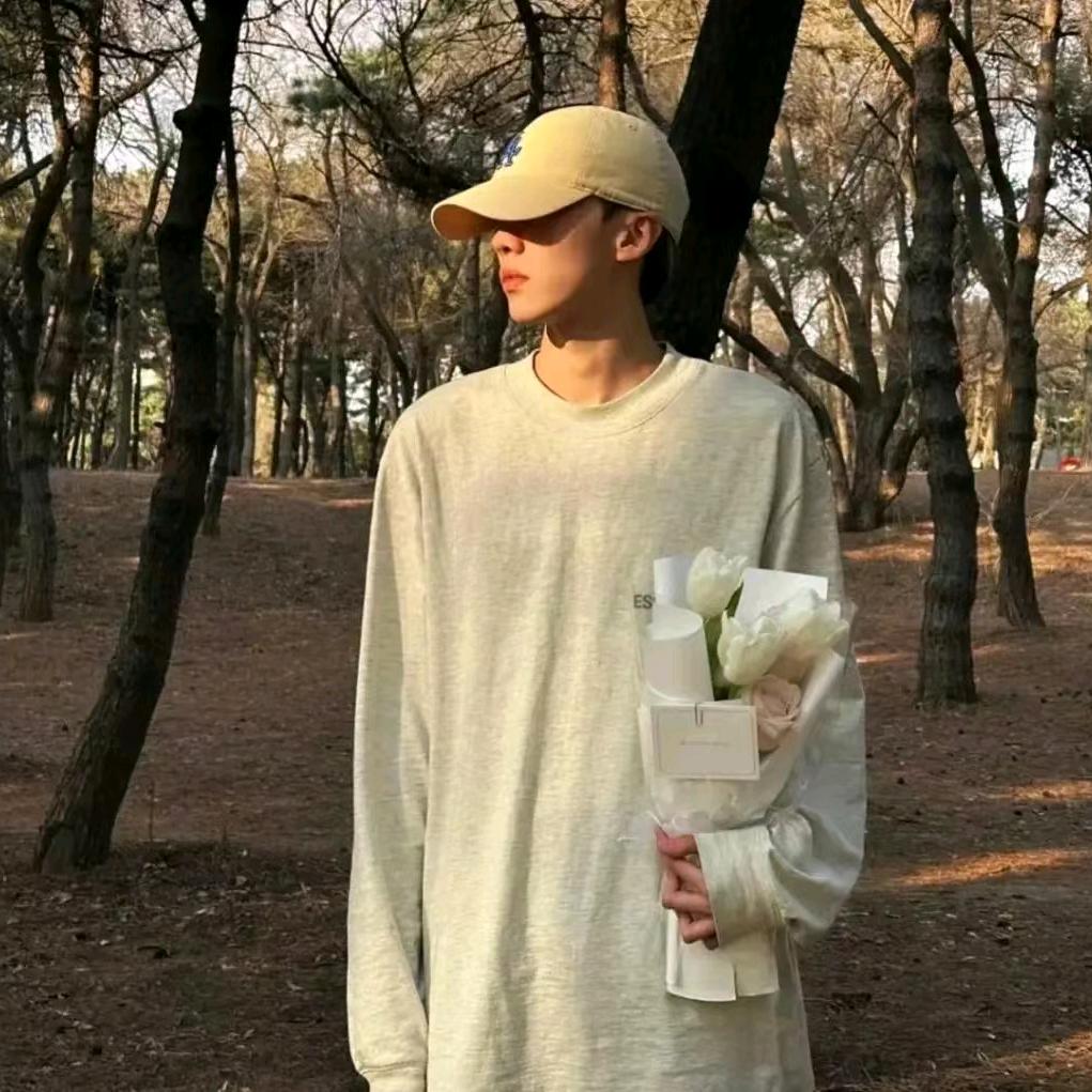 𝓽̤̮𝓻̤̮𝓪̤̮𝓳̤̮𝓮̤̮