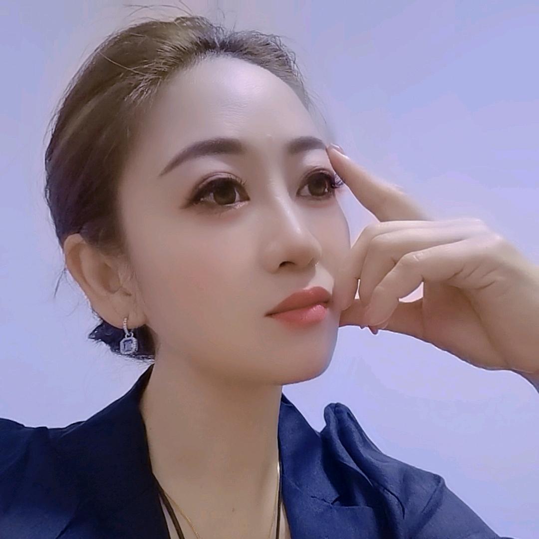 思涵🍷🍷🌹