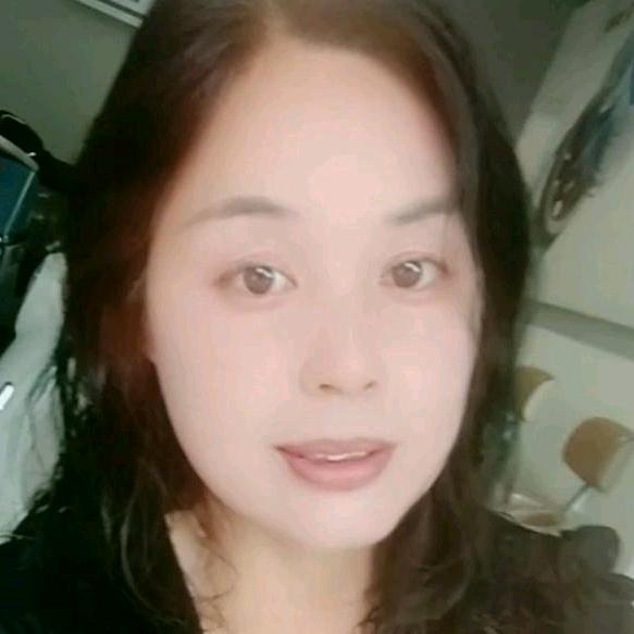 袁菠